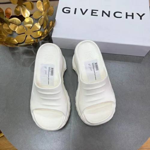 Picture of Givenchy Shoes Women _SKUfw134385093fw